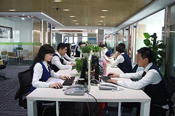 尊龙凯时人生就是搏z6com总部办公环境